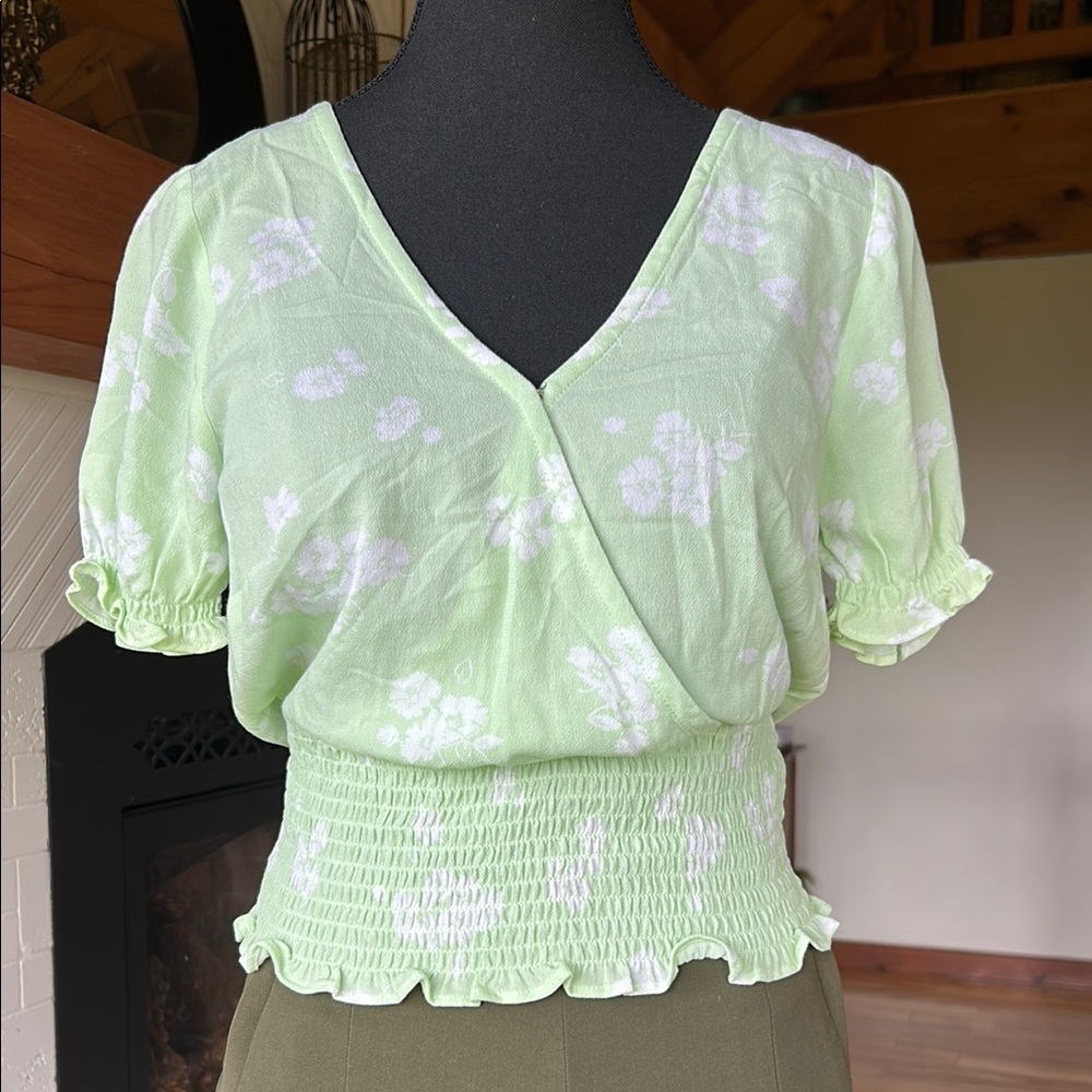 Abercrombie & Fitch Green Puff Sleeve Smocked Waist Blouse
